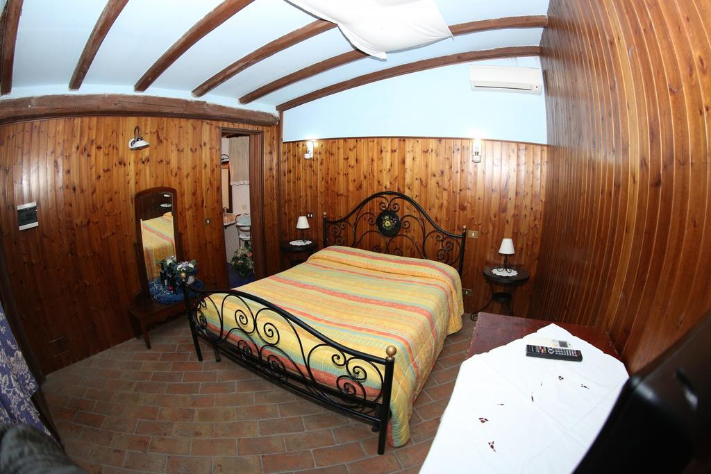 Agriturismo Monte Due Torri جنزانو دي روما المظهر الخارجي الصورة