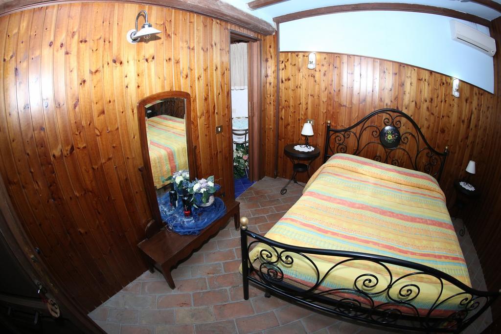Agriturismo Monte Due Torri جنزانو دي روما المظهر الخارجي الصورة