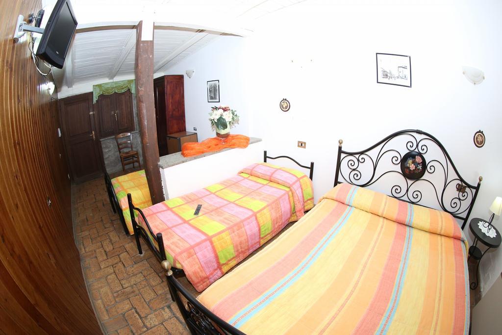 Agriturismo Monte Due Torri جنزانو دي روما المظهر الخارجي الصورة