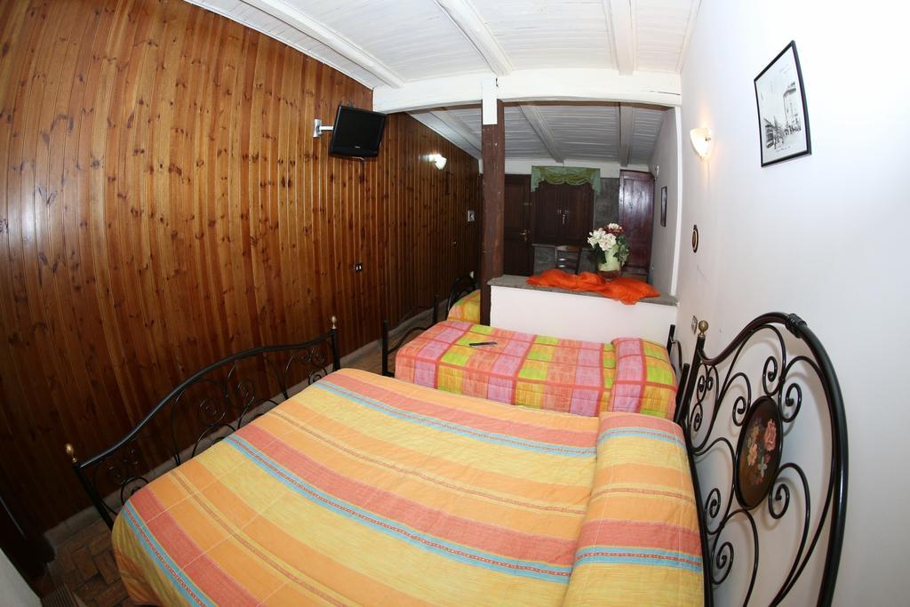 Agriturismo Monte Due Torri جنزانو دي روما المظهر الخارجي الصورة