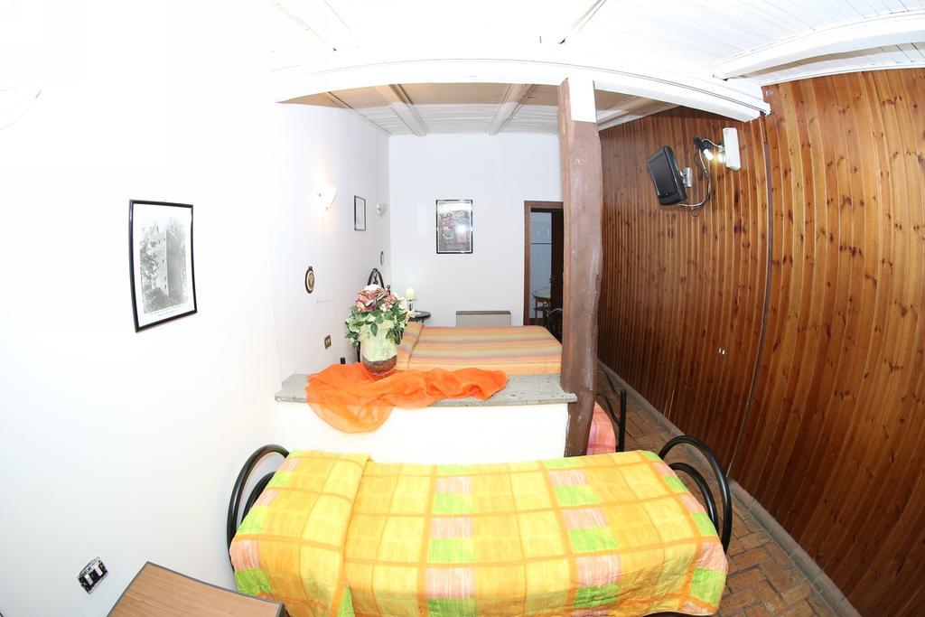 Agriturismo Monte Due Torri جنزانو دي روما المظهر الخارجي الصورة