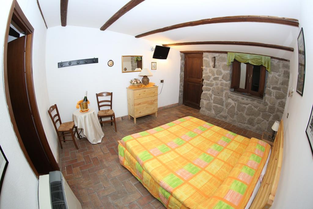 Agriturismo Monte Due Torri جنزانو دي روما المظهر الخارجي الصورة